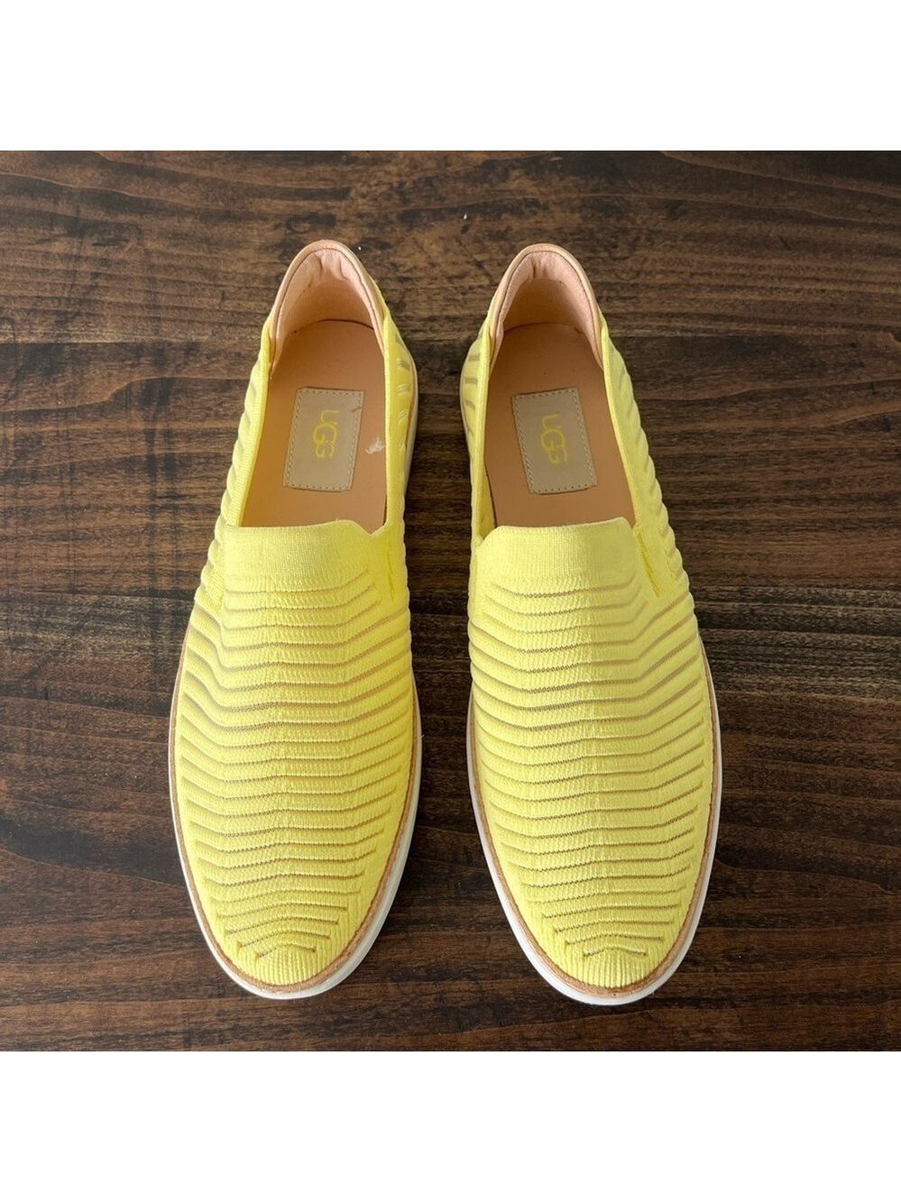 UGG Sammy Breeze Yellow Shoes, Size 8.